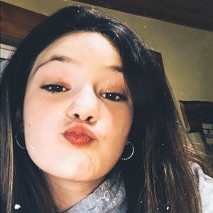 Meet your Posher, Hailey